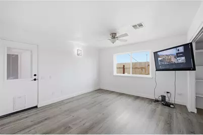 3130 Larkwood Avenue, Bullhead City, AZ 86429 - Photo 16