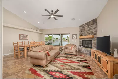 10735 S Shimmering Way, Mohave Valley, AZ 86440 - Photo 12