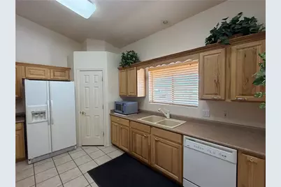 735 W Bradley Bay Drive, Meadview, AZ 86444 - Photo 6