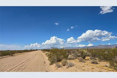 223-30-009 S Sundance Kid Road, Yucca, AZ 86438 - Photo 20