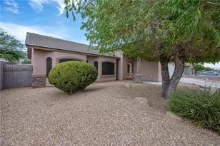 2005 Gene Autry Dr, Kingman, AZ 86409 - Photo 4