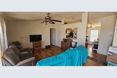1097 S Concho Road, Golden Valley, AZ 86413 - Photo 4