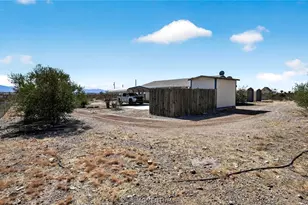 3581 N Elfrida Rd, Golden Valley, AZ 86413 - Photo 34