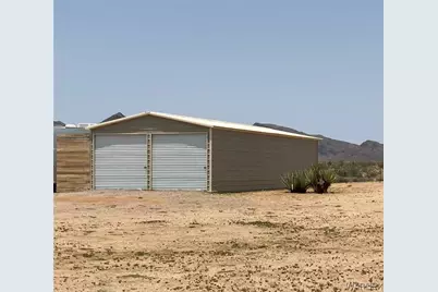 6585 W McElmo Drive, Golden Valley, AZ 86413 - Photo 1