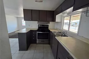 1915 Montclair Dr, Bullhead City, AZ 86442 - Photo 8