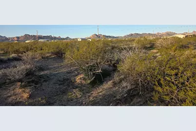 306-44-005C Estrella, Golden Valley, AZ 86413 - Photo 2