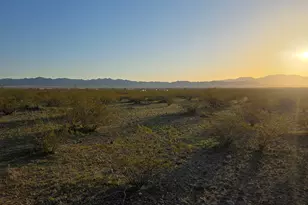 306-44-005C Estrella, Golden Valley, AZ 86413 - Photo 1