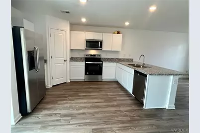 5681 S Desert Lakes Drive, Fort Mohave, AZ 86426 - Photo 8