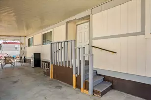 976 Holly St, Bullhead City, AZ 86442 - Photo 42