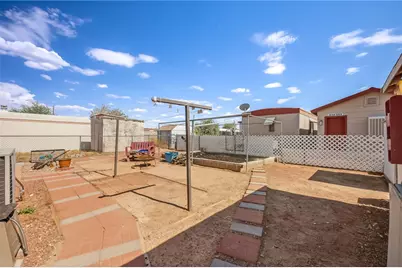 976 Holly Street, Bullhead City, AZ 86442 - Photo 34