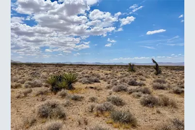 326-06-062 Hill, Dolan Springs, AZ 86441 - Photo 6