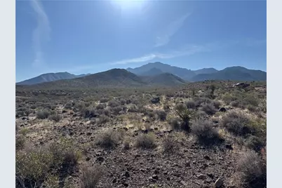 316-05-032 Longhorn Drive, Dolan Springs, AZ 86441 - Photo 1