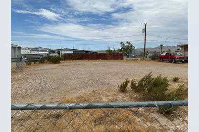 2051 Lakeside Drive, Bullhead City, AZ 86442 - Photo 4