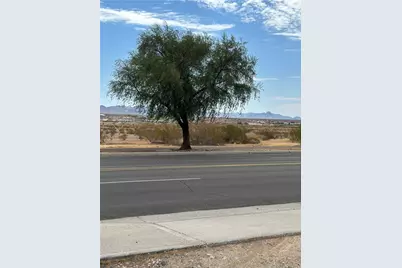 2051 Lakeside Drive, Bullhead City, AZ 86442 - Photo 2