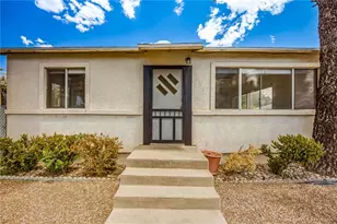 609 Silver St, Kingman, AZ 86401 - Photo 2