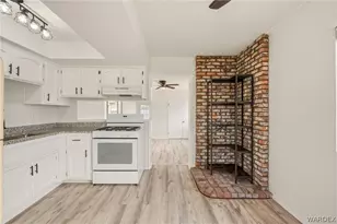 609 Silver St, Kingman, AZ 86401 - Photo 10