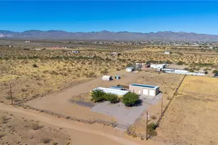 3528 N La Osa Rd, Golden Valley, AZ 86413 - Photo 2