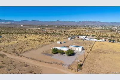 3528 N La Osa Road, Golden Valley, AZ 86413 - Photo 2