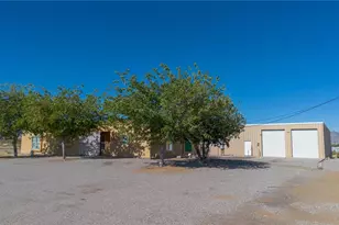 3528 N La Osa Rd, Golden Valley, AZ 86413 - Photo 1