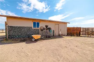 820 S Egar Rd, Golden Valley, AZ 86413 - Photo 56
