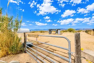 820 S Egar Rd, Golden Valley, AZ 86413 - Photo 32