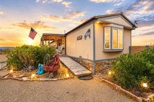 820 S Egar Rd, Golden Valley, AZ 86413 - Photo 1