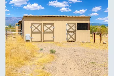 820 S Egar Road, Golden Valley, AZ 86413 - Photo 22