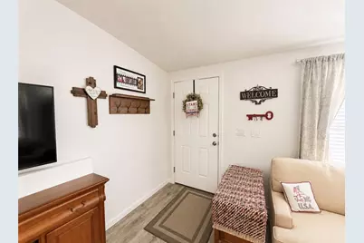 2330 E Lass Avenue, Kingman, AZ 86409 - Photo 6