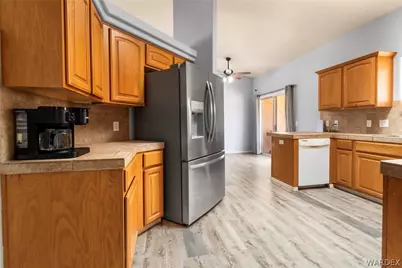 10010 N Concho Drive, Kingman, AZ 86401 - Photo 18