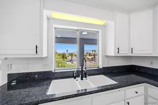 2555 Country Club Pl, Bullhead City, AZ 86442 - Photo 12