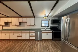 5119 E Mesa Dr, Topock, AZ 86436 - Photo 14