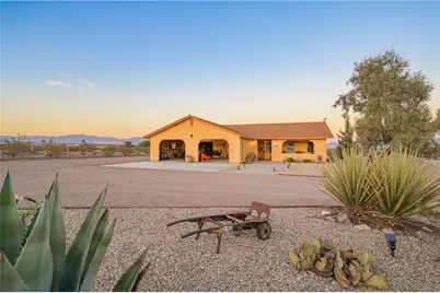 3596 N Emery Park Road, Golden Valley, AZ 86413 - Photo 2