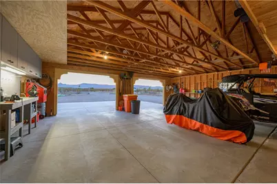 3596 N Emery Park Road, Golden Valley, AZ 86413 - Photo 44