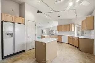 2185 Breon Dr, Bullhead City, AZ 86442 - Photo 30