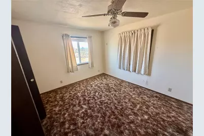 18500 N Pueblo Road, Dolan Springs, AZ 86441 - Photo 16