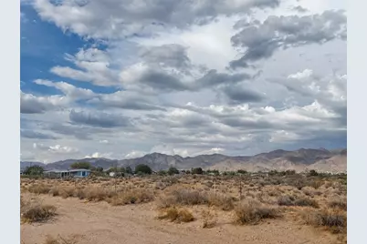306-40-002T W Crystal Dr., Golden Valley, AZ 86413 - Photo 4