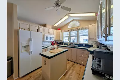 2000 Ramar Road #423, Bullhead City, AZ 86442 - Photo 14