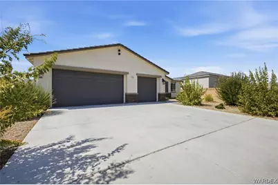 486 Paddock Drive, Bullhead City, AZ 86442 - Photo 2
