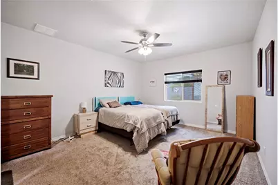 2215 Dollarhide Dr, Kingman, AZ 86409 - Photo 14