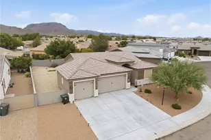 2215 Dollarhide Dr, Kingman, AZ 86409 - Photo 2