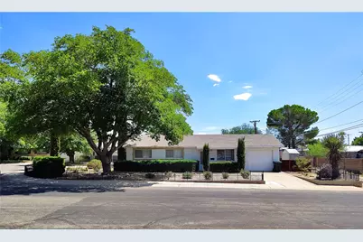 2414 Miami Avenue, Kingman, AZ 86401 - Photo 1
