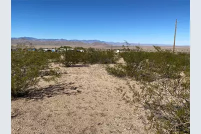 9394 N Bridlebit Avenue, Kingman, AZ 86401 - Photo 2
