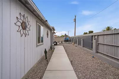 253 Willowood Lane, Bullhead City, AZ 86442 - Photo 6