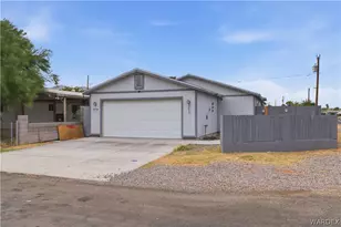 253 Willowood Ln, Bullhead City, AZ 86442 - Photo 2