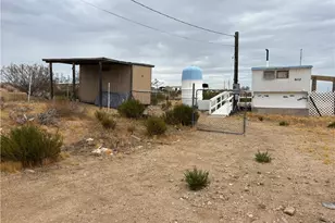 6112 W Gladys Dr, Golden Valley, AZ 86413 - Photo 2