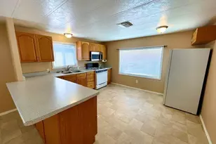 803 Roadrunner Dr, Bullhead City, AZ 86442 - Photo 14