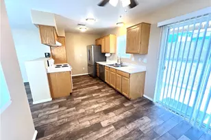 848 Roadrunner Dr, Bullhead City, AZ 86442 - Photo 8