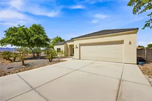 2215 Family Cir, Bullhead City, AZ 86442 - Photo 6