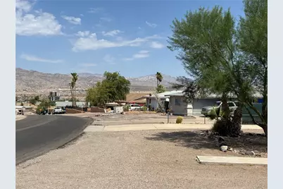 1498 Rio Vista Drive, Bullhead City, AZ 86442 - Photo 4