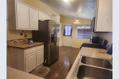2533 E Curtis Way, Fort Mohave, AZ 86426 - Photo 6
